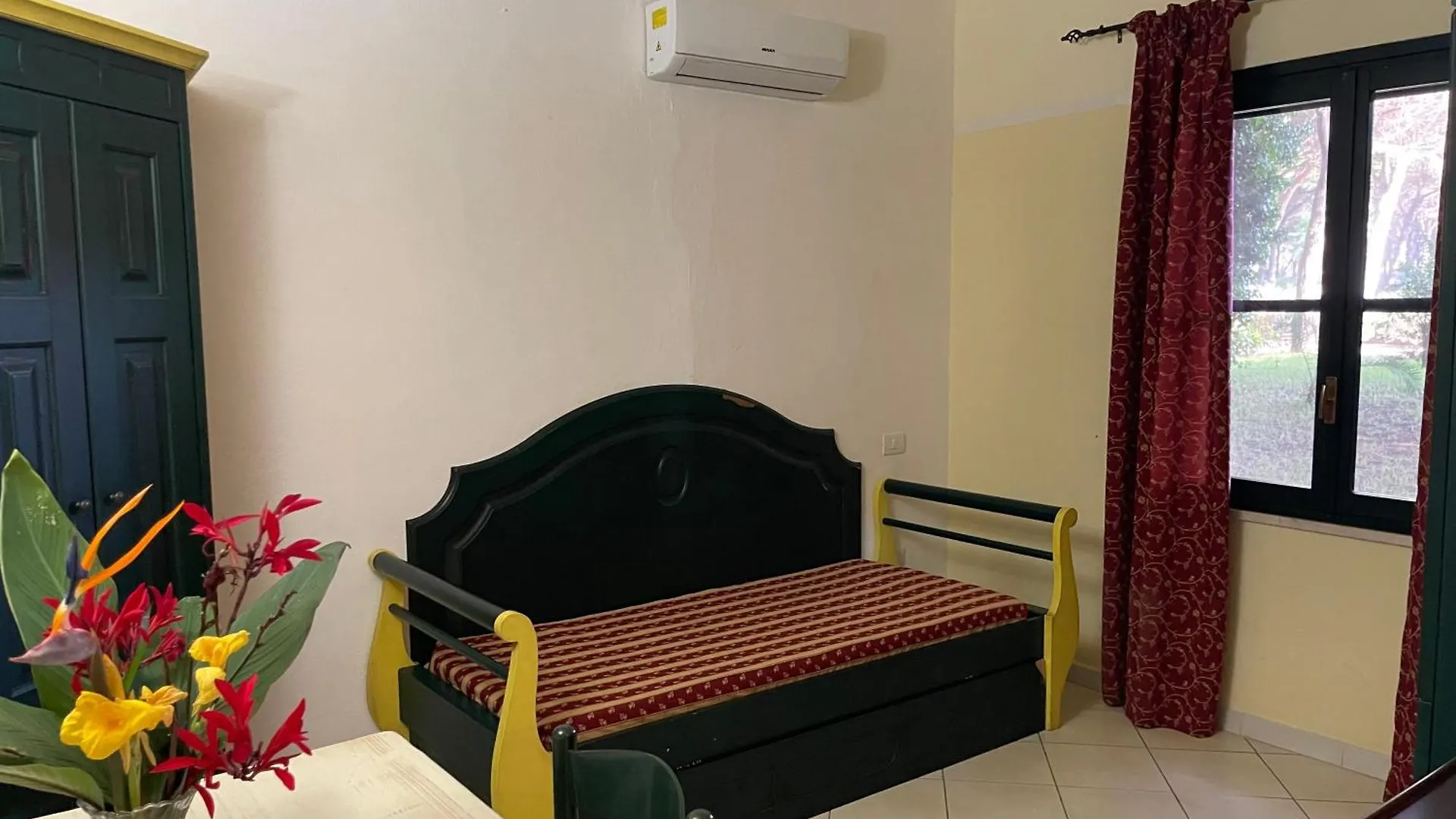 Ala Birdi Residence Arborea 4*,  Italy